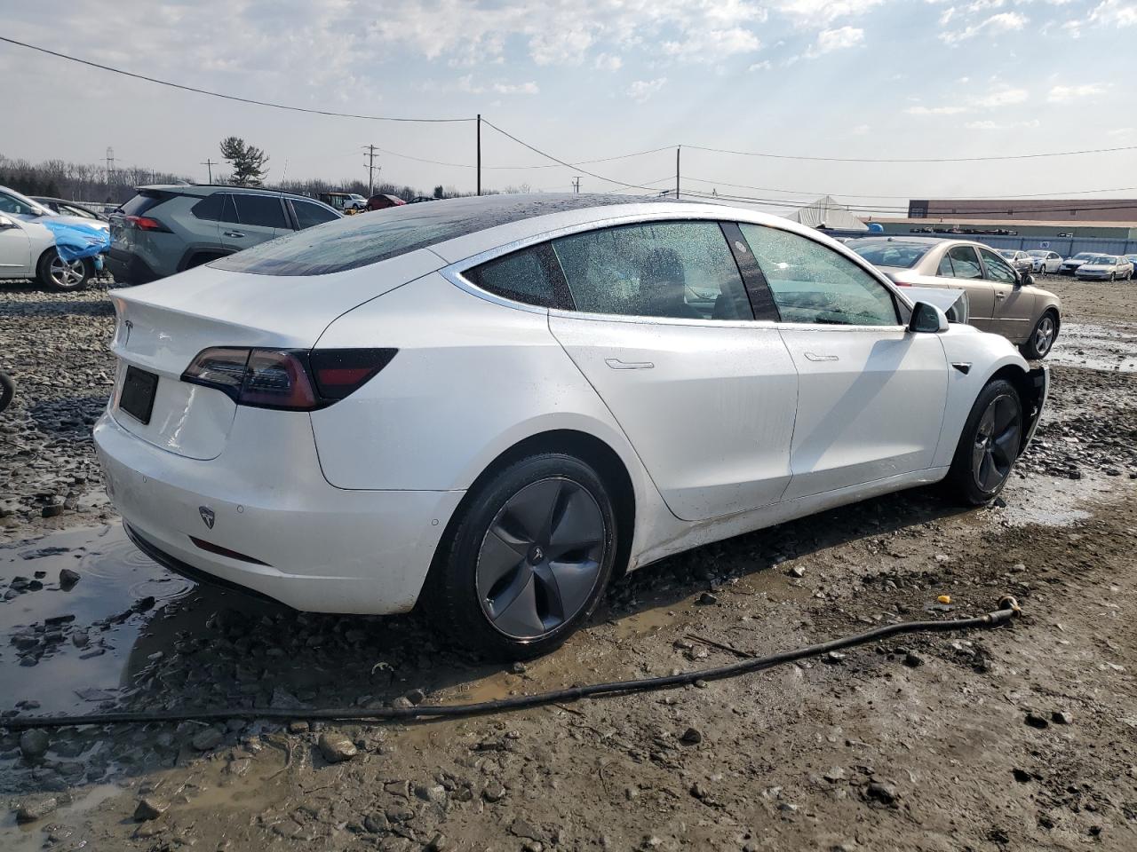 Photo 2 VIN: 5YJ3E1EA5LF597724 - TESLA MODEL 3 