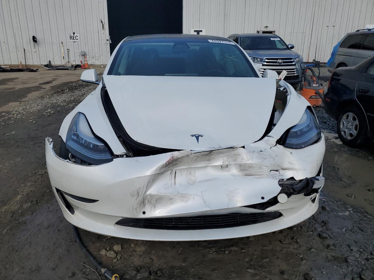 Photo 4 VIN: 5YJ3E1EA5LF597724 - TESLA MODEL 3 