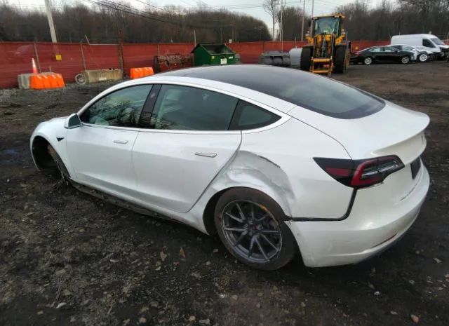 Photo 2 VIN: 5YJ3E1EA5LF597948 - TESLA MODEL 3 