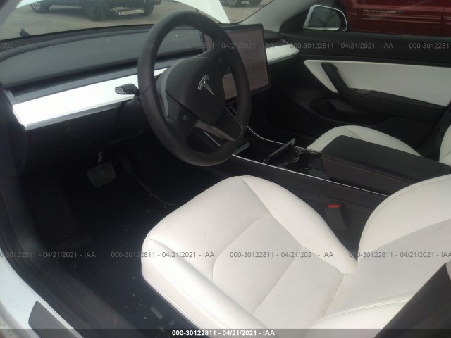 Photo 4 VIN: 5YJ3E1EA5LF616059 - TESLA MODEL 3 