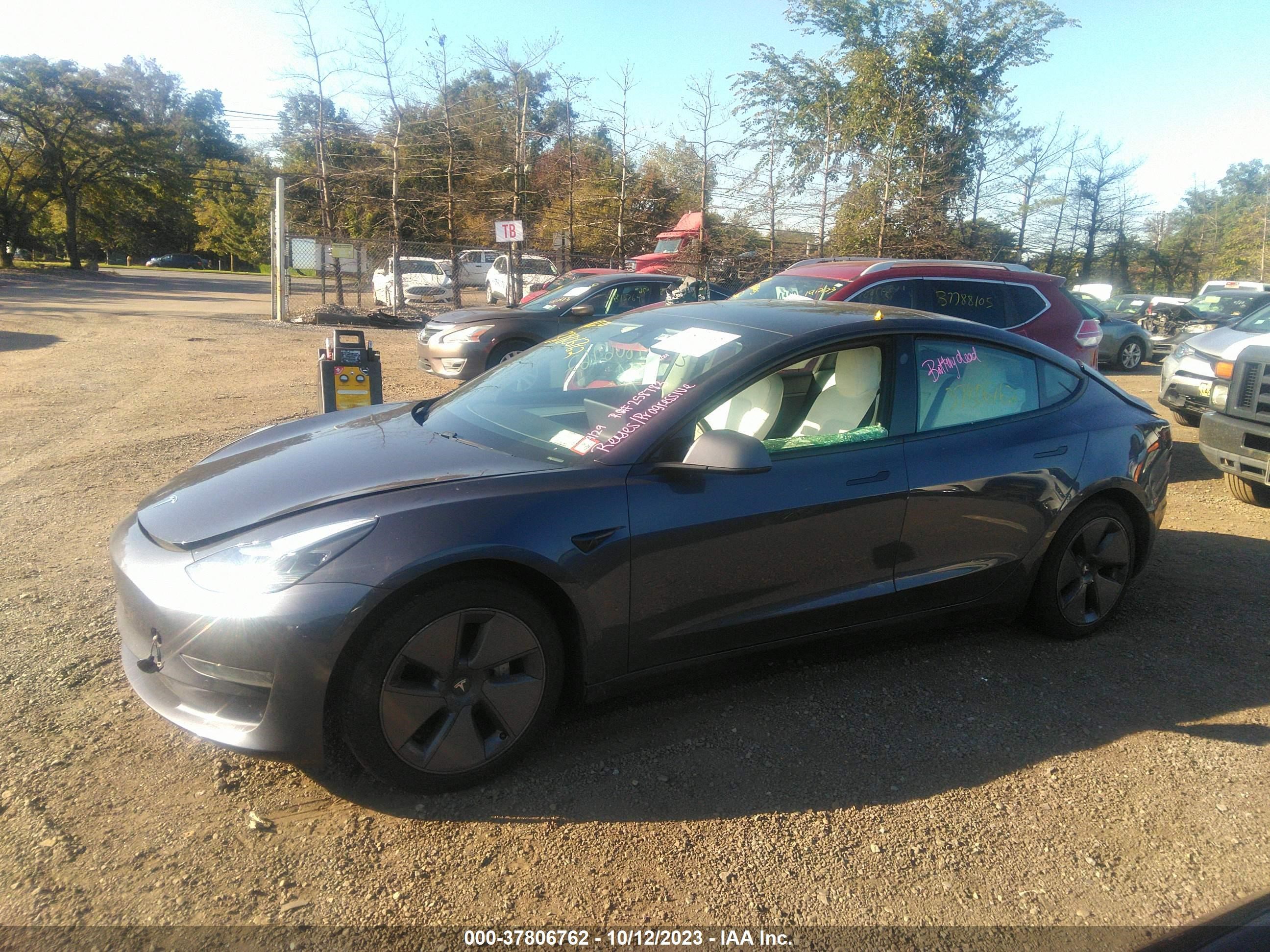 Photo 12 VIN: 5YJ3E1EA5MF019009 - TESLA MODEL 3 