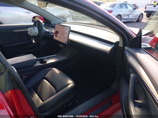 Photo 4 VIN: 5YJ3E1EA5MF087956 - TESLA MODEL 3 