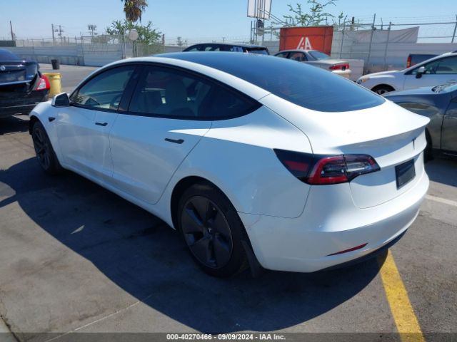 Photo 2 VIN: 5YJ3E1EA5MF092073 - TESLA MODEL 3 