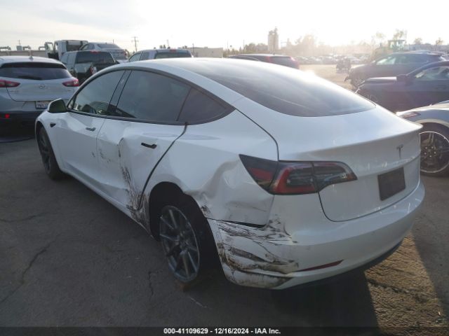 Photo 2 VIN: 5YJ3E1EA5MF858898 - TESLA MODEL 3 