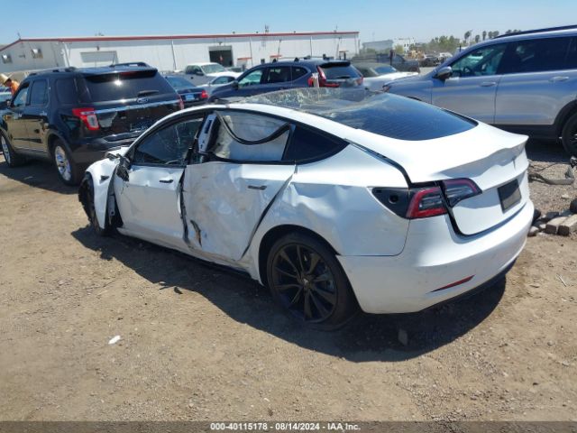 Photo 2 VIN: 5YJ3E1EA5MF876981 - TESLA MODEL 3 