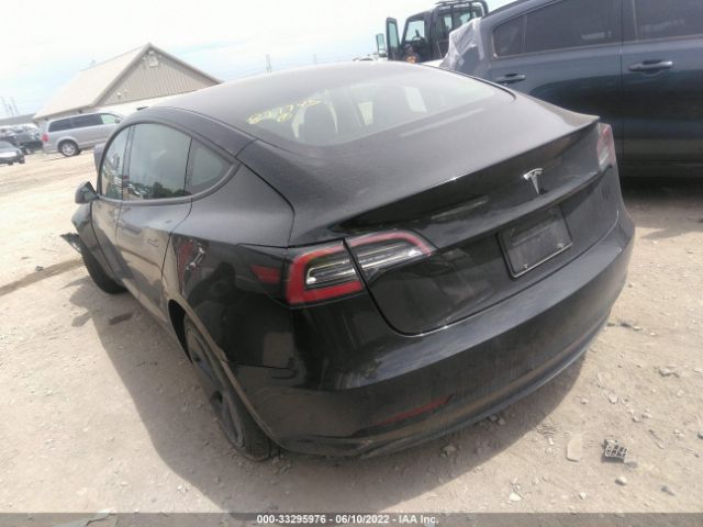 Photo 2 VIN: 5YJ3E1EA5MF877743 - TESLA MODEL 3 