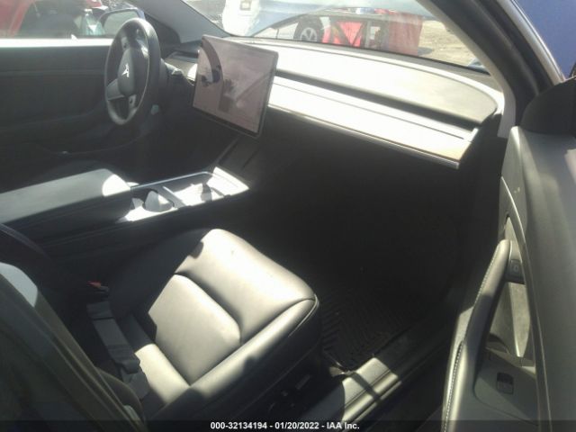 Photo 4 VIN: 5YJ3E1EA5MF915908 - TESLA MODEL 3 