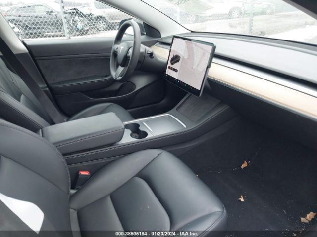 Photo 4 VIN: 5YJ3E1EA5MF919568 - TESLA MODEL 3 