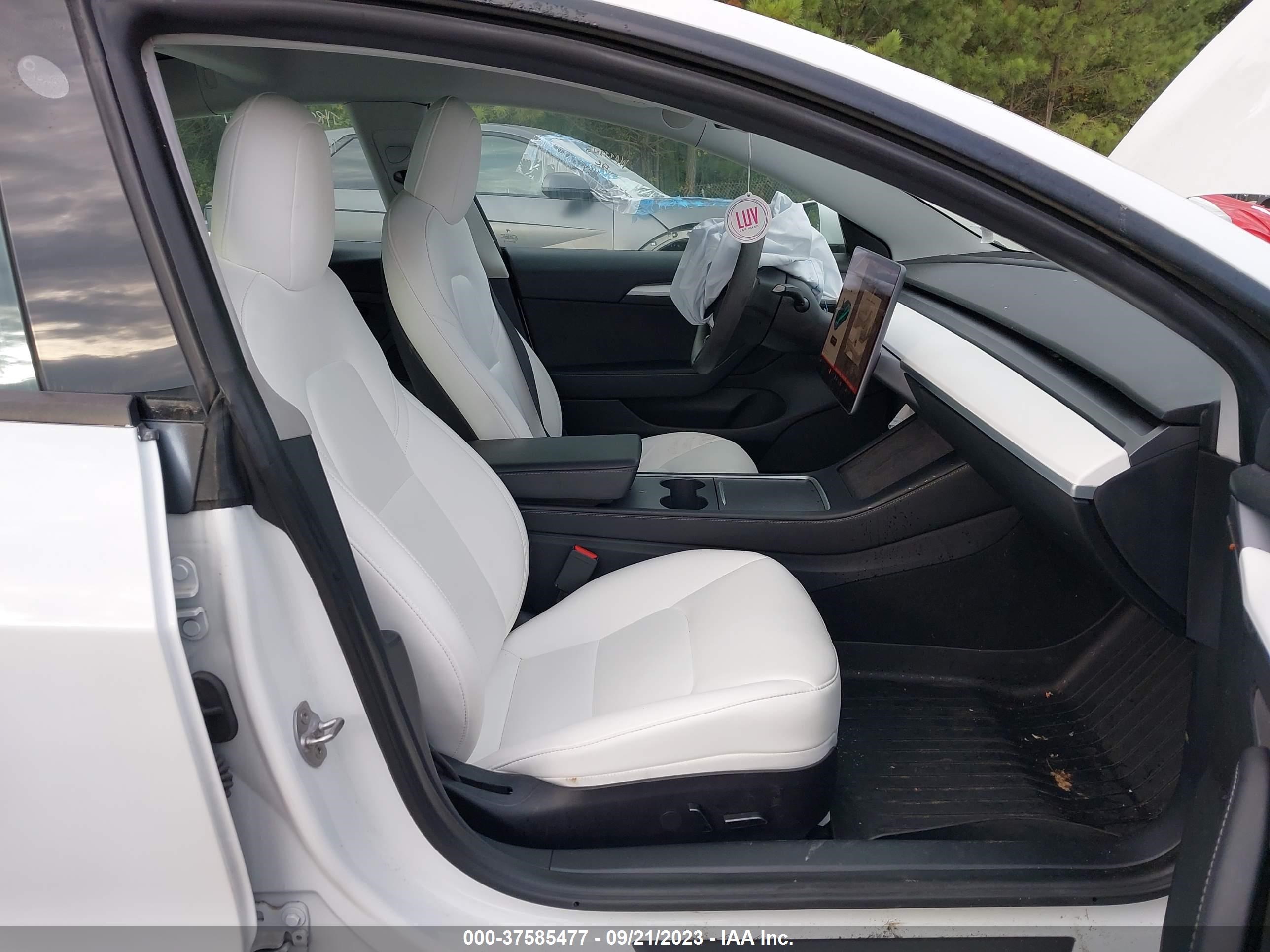 Photo 4 VIN: 5YJ3E1EA5MF987580 - TESLA MODEL 3 