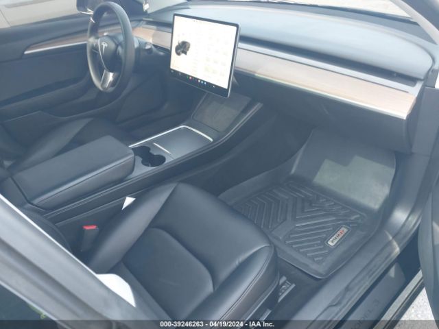 Photo 4 VIN: 5YJ3E1EA5NF288371 - TESLA MODEL 3 