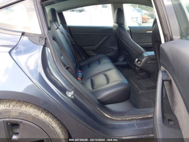 Photo 7 VIN: 5YJ3E1EA5PF411881 - TESLA MODEL 3 