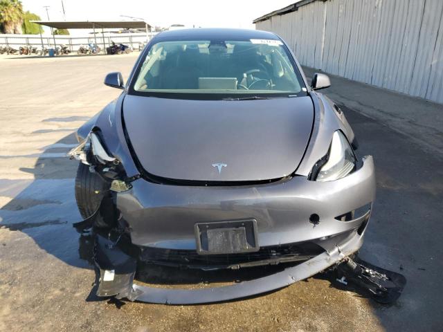 Photo 4 VIN: 5YJ3E1EA5PF449580 - TESLA MODEL 3 