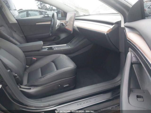 Photo 4 VIN: 5YJ3E1EA5PF465665 - TESLA MODEL 3 