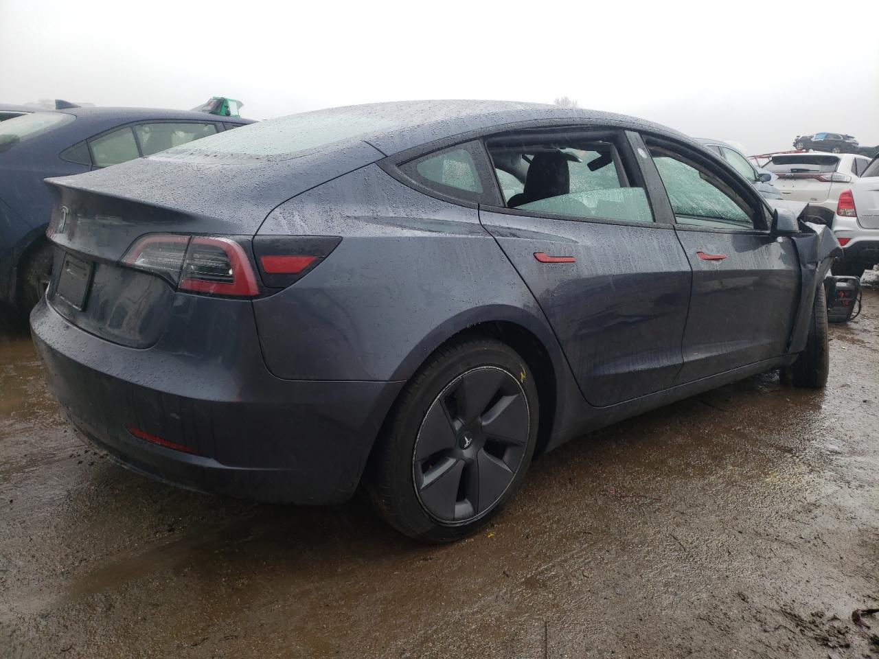 Photo 2 VIN: 5YJ3E1EA5PF486466 - TESLA MODEL 3 