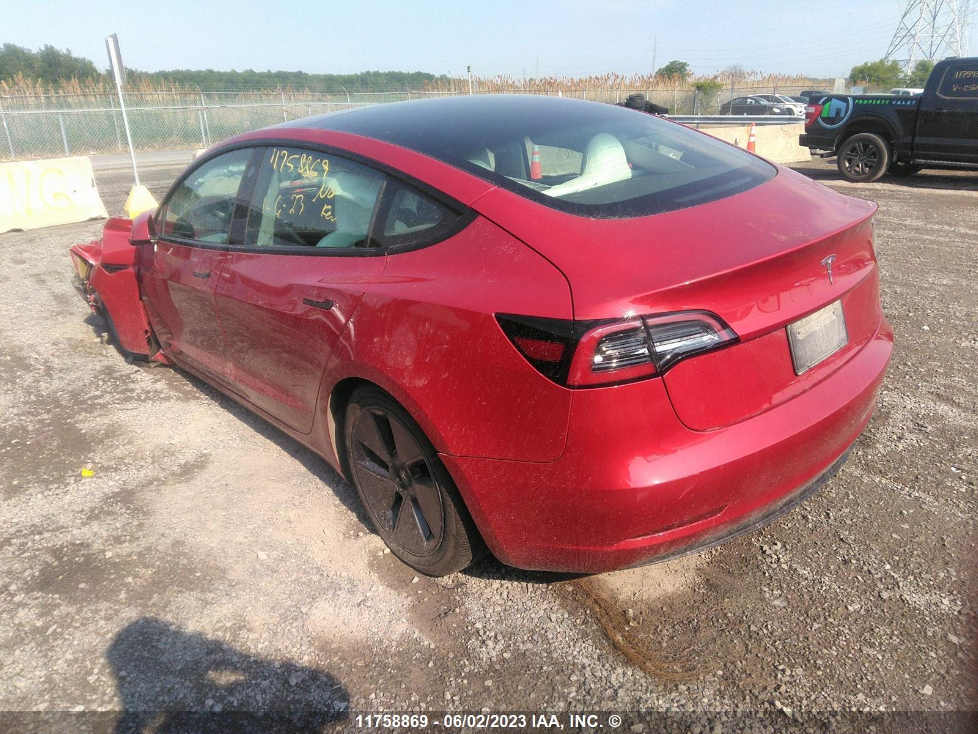 Photo 2 VIN: 5YJ3E1EA5PF496768 - TESLA MODEL 3 