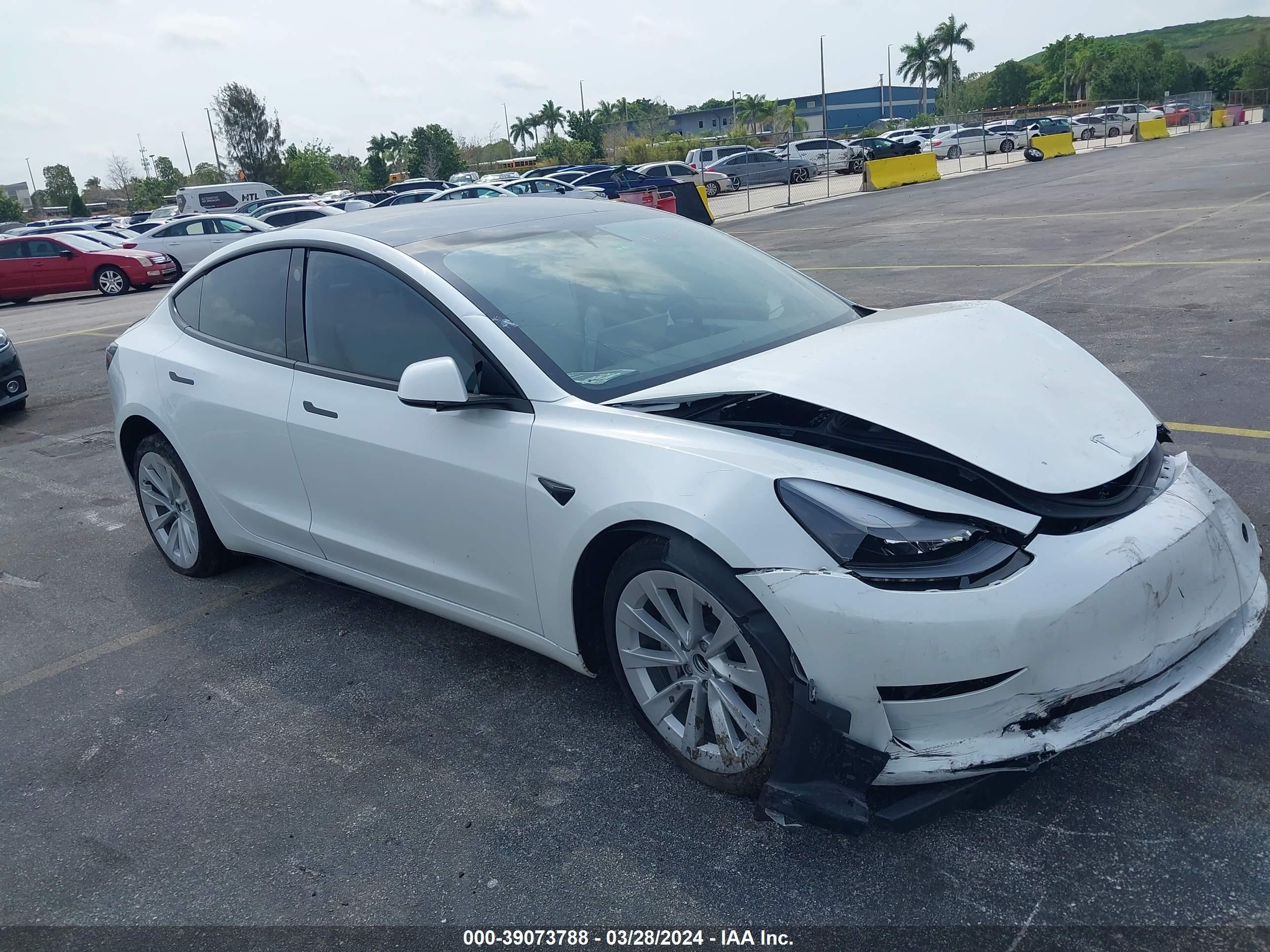 Photo 0 VIN: 5YJ3E1EA5PF510541 - TESLA MODEL 3 