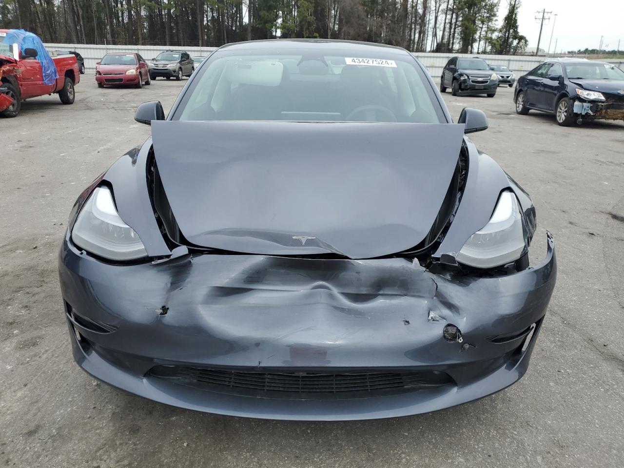 Photo 4 VIN: 5YJ3E1EA5PF515318 - TESLA MODEL 3 