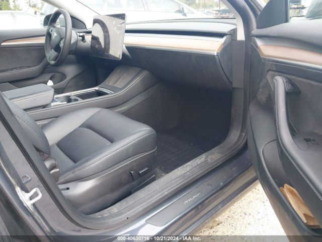 Photo 4 VIN: 5YJ3E1EA5PF518736 - TESLA MODEL 3 