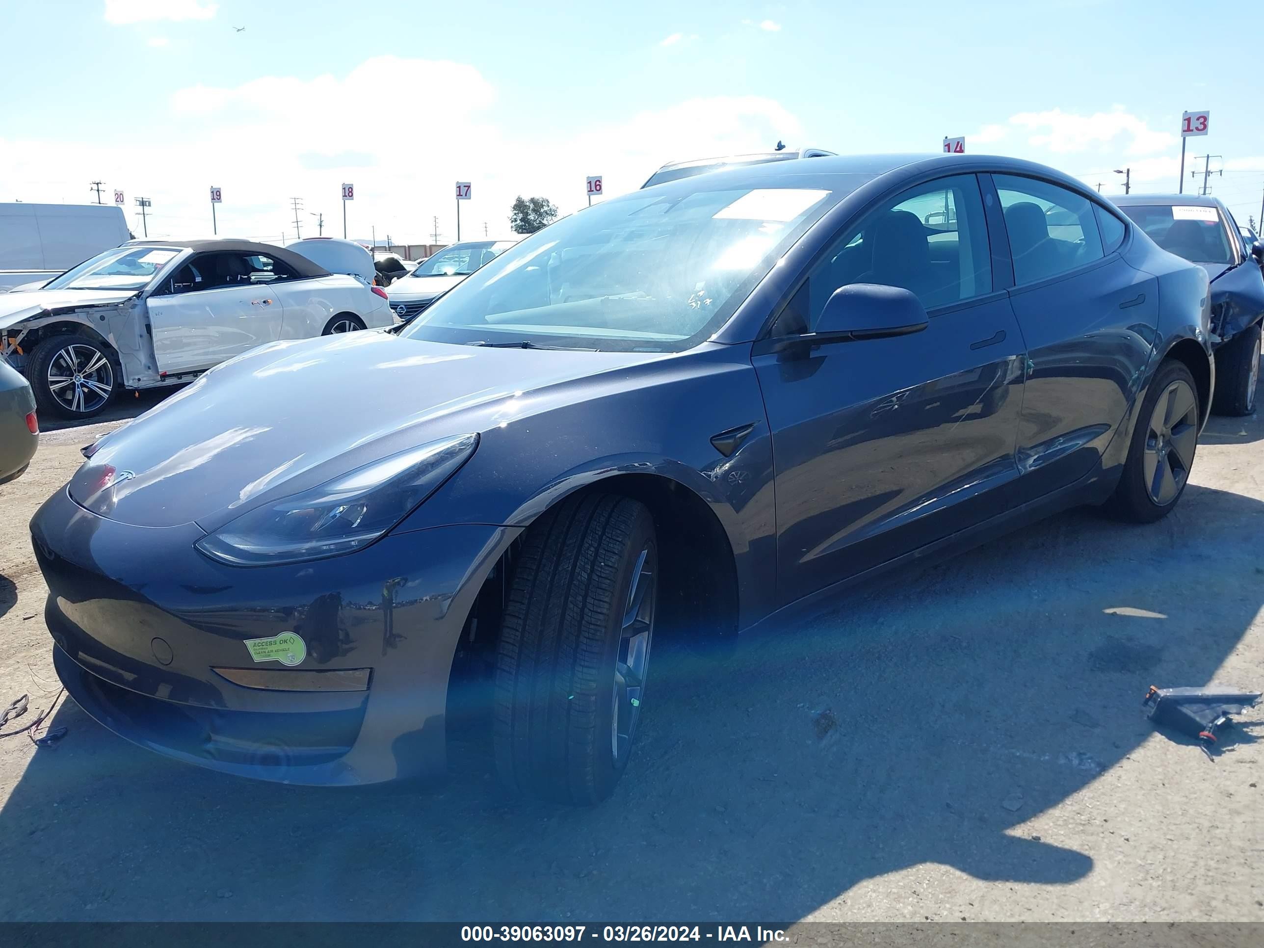 Photo 1 VIN: 5YJ3E1EA5PF519238 - TESLA MODEL 3 