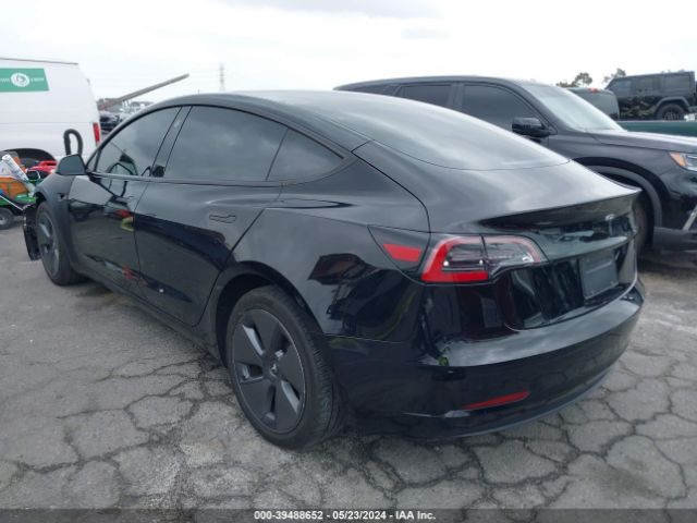 Photo 2 VIN: 5YJ3E1EA5PF552014 - TESLA MODEL 3 