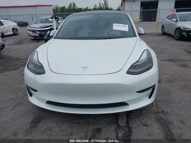 Photo 5 VIN: 5YJ3E1EA5PF552868 - TESLA MODEL 3 