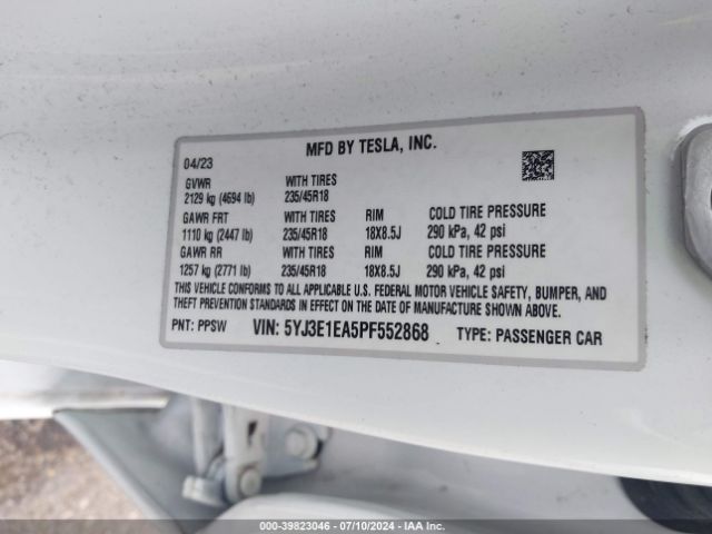 Photo 8 VIN: 5YJ3E1EA5PF552868 - TESLA MODEL 3 