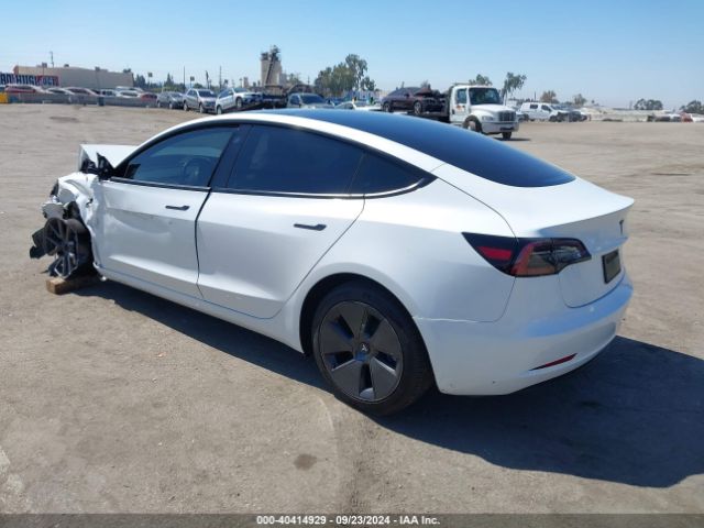 Photo 2 VIN: 5YJ3E1EA5PF556127 - TESLA MODEL 3 