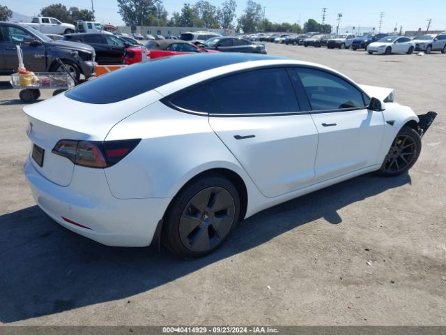 Photo 3 VIN: 5YJ3E1EA5PF556127 - TESLA MODEL 3 