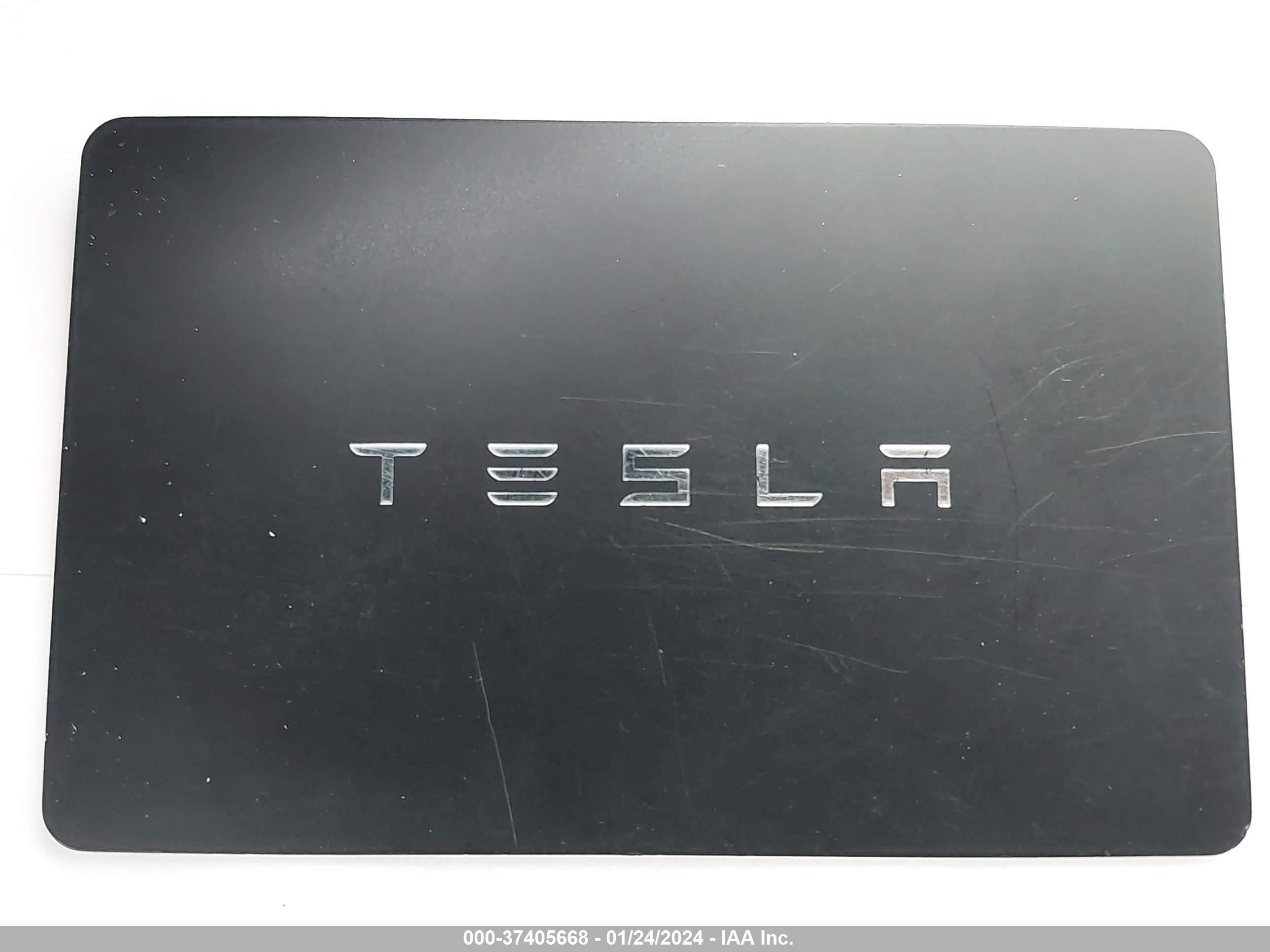 Photo 10 VIN: 5YJ3E1EA5PF556693 - TESLA MODEL 3 