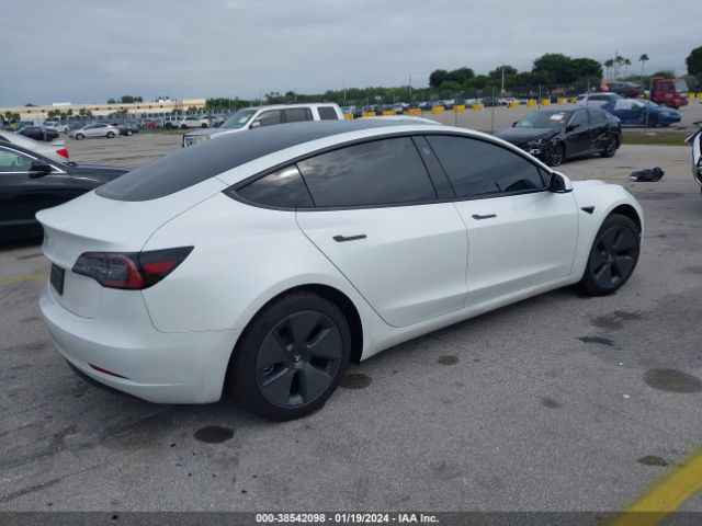 Photo 3 VIN: 5YJ3E1EA5PF565751 - TESLA MODEL 3 