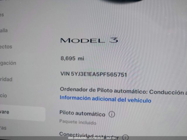 Photo 6 VIN: 5YJ3E1EA5PF565751 - TESLA MODEL 3 