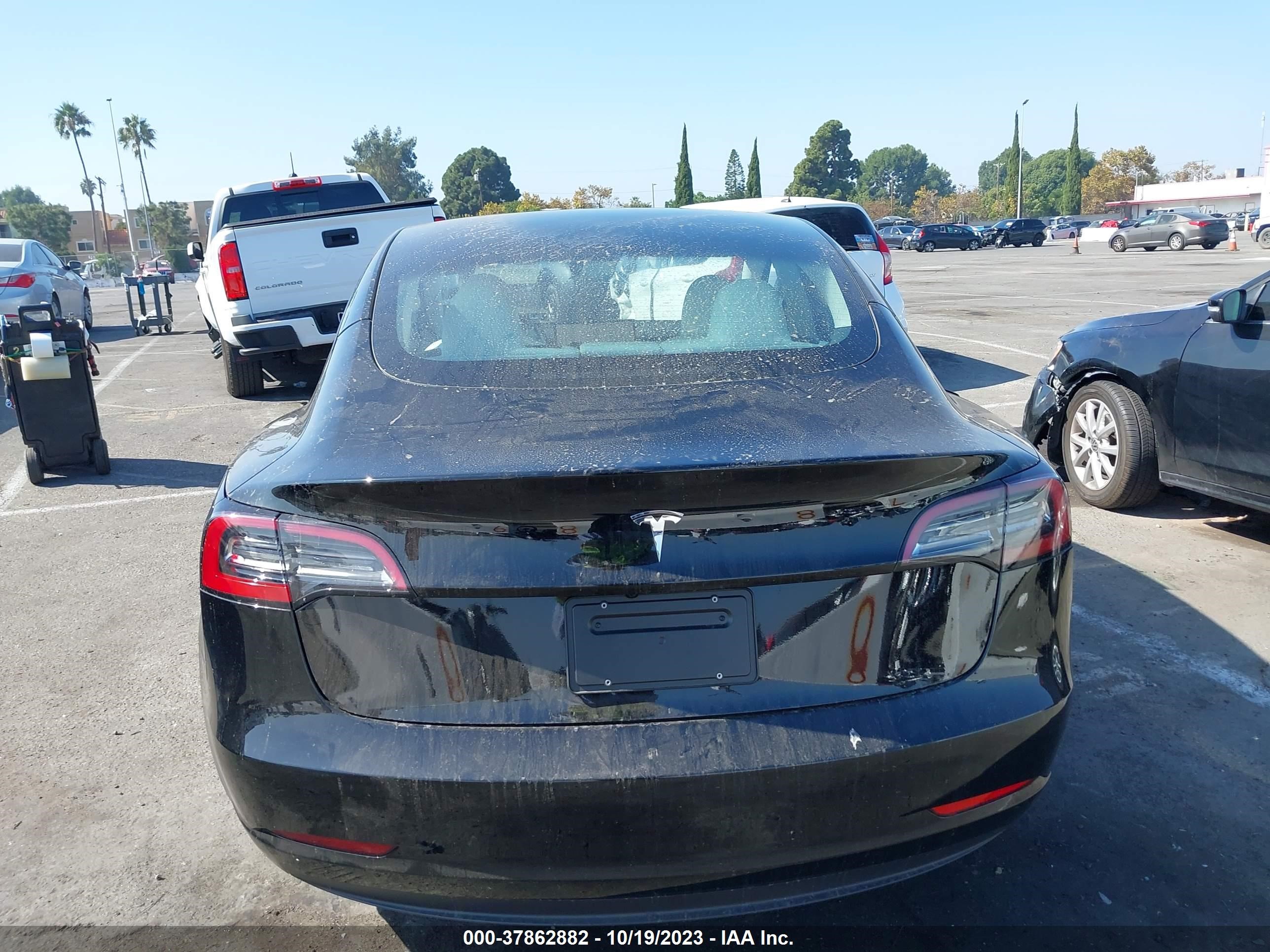 Photo 13 VIN: 5YJ3E1EA5PF619582 - TESLA MODEL 3 