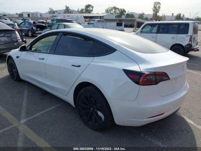 Photo 2 VIN: 5YJ3E1EA5PF621414 - TESLA MODEL 3 