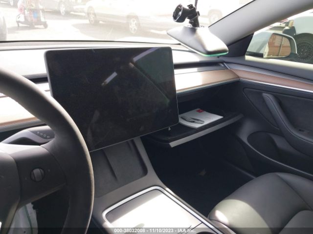 Photo 6 VIN: 5YJ3E1EA5PF621414 - TESLA MODEL 3 