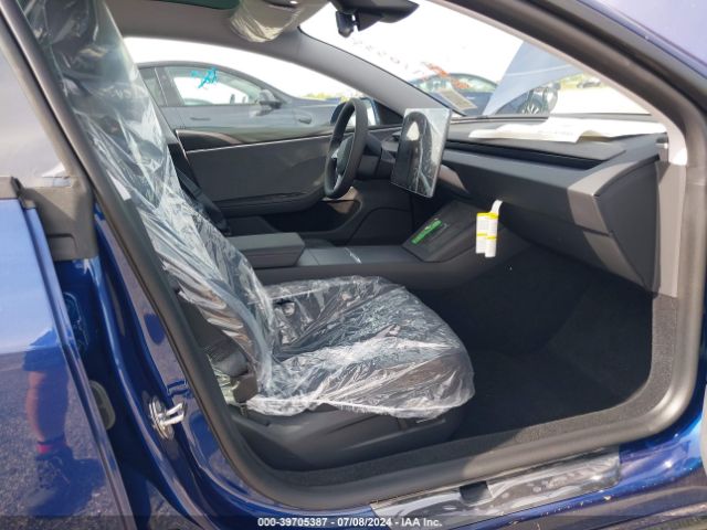 Photo 4 VIN: 5YJ3E1EA5RF747968 - TESLA MODEL 3 