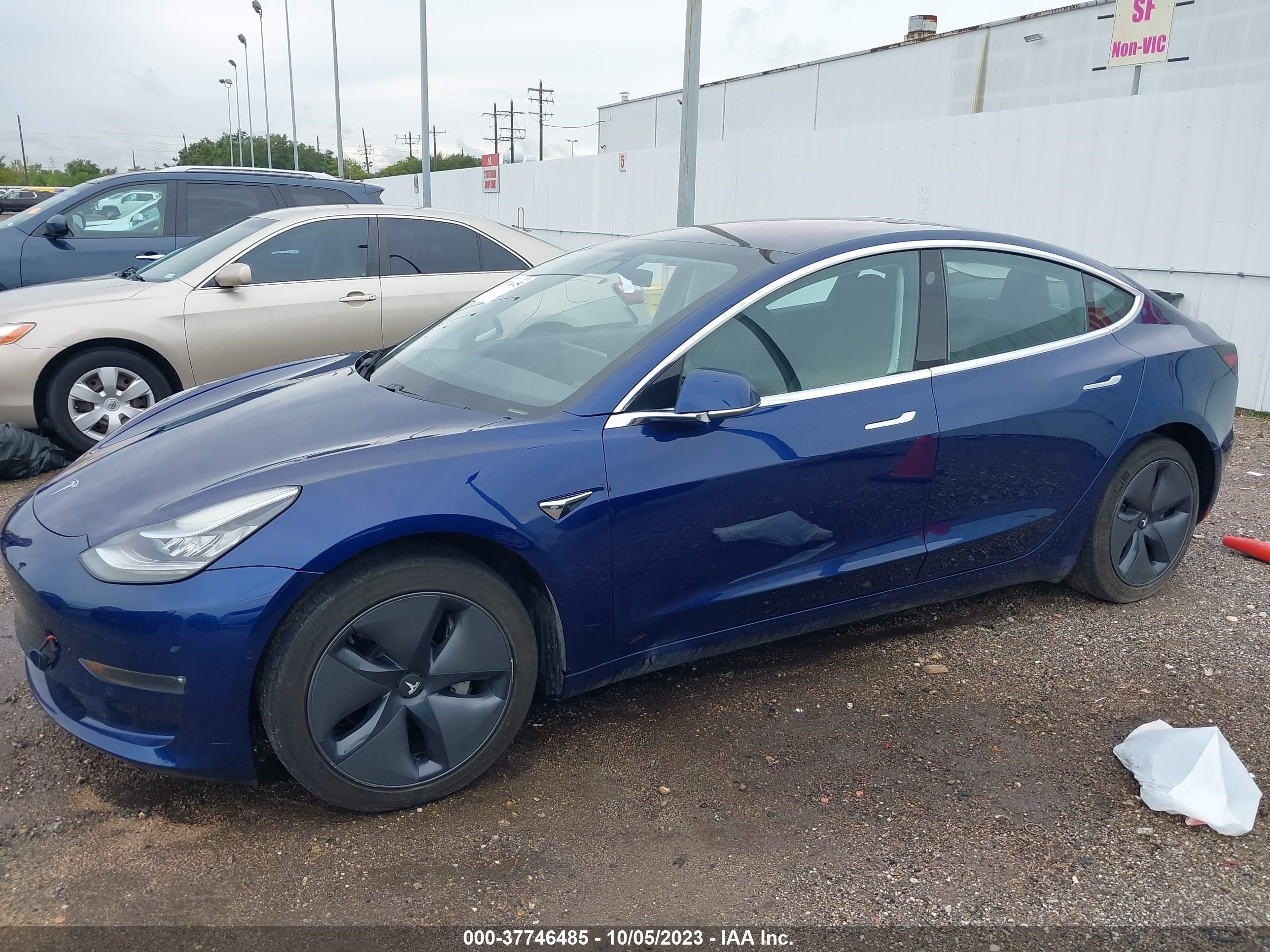 Photo 12 VIN: 5YJ3E1EA6HF001432 - TESLA MODEL 3 