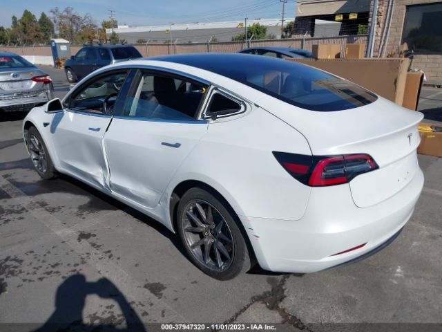 Photo 2 VIN: 5YJ3E1EA6JF011867 - TESLA MODEL 3 