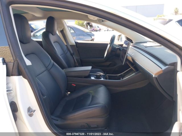 Photo 4 VIN: 5YJ3E1EA6JF011867 - TESLA MODEL 3 