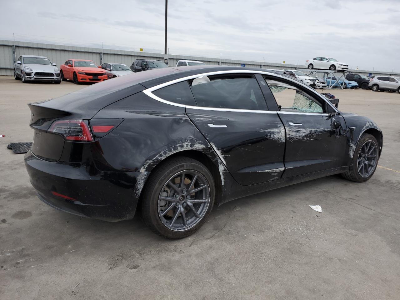 Photo 2 VIN: 5YJ3E1EA6JF012517 - TESLA MODEL 3 