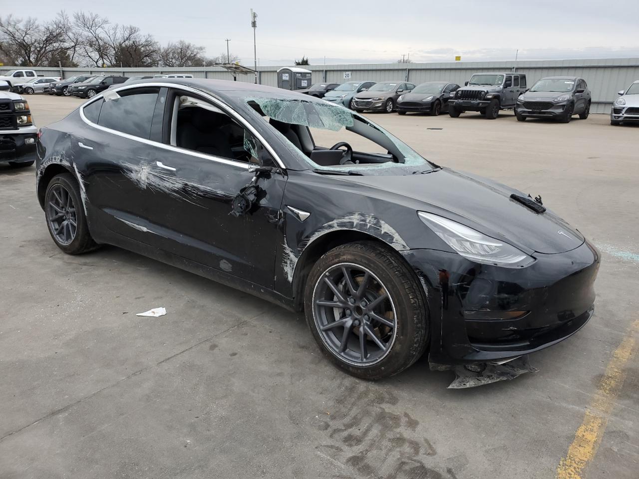 Photo 3 VIN: 5YJ3E1EA6JF012517 - TESLA MODEL 3 