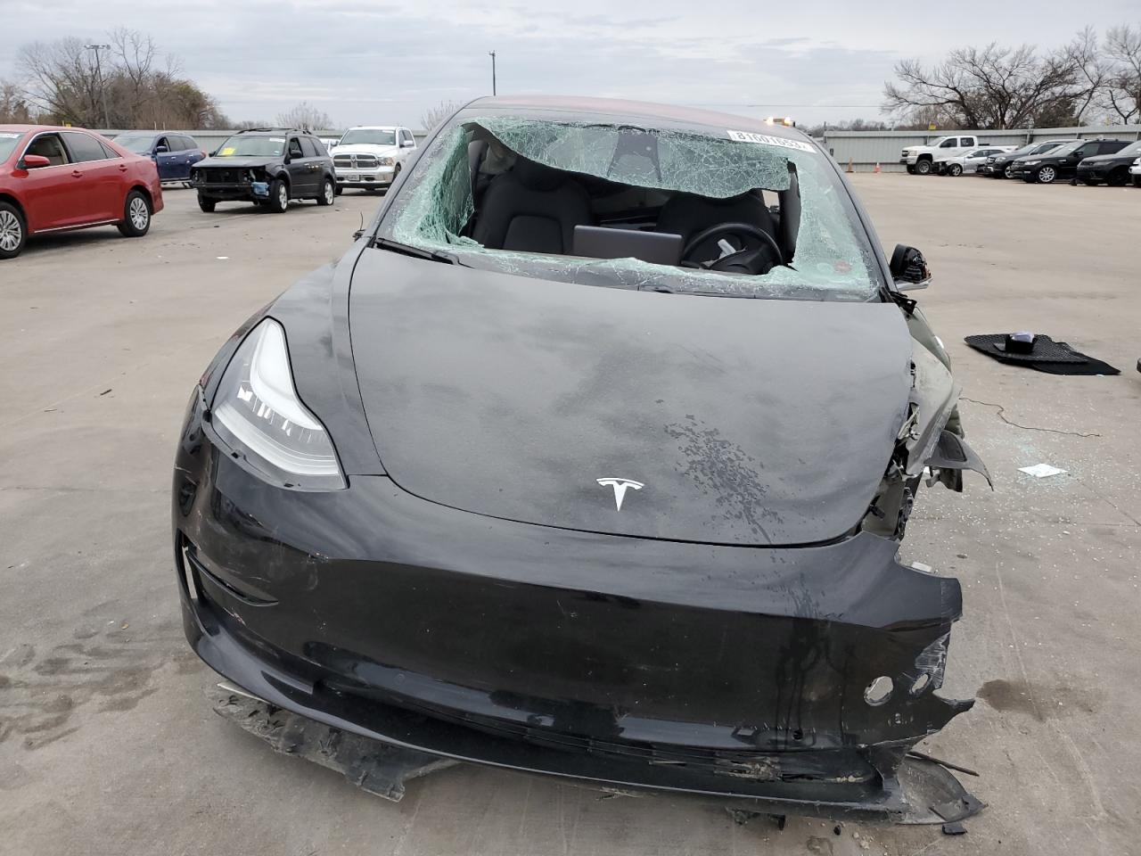 Photo 4 VIN: 5YJ3E1EA6JF012517 - TESLA MODEL 3 