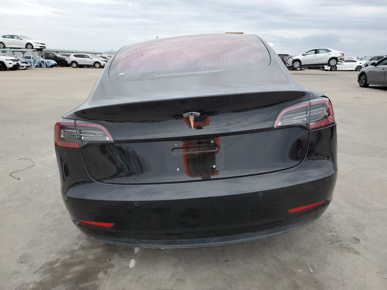 Photo 5 VIN: 5YJ3E1EA6JF012517 - TESLA MODEL 3 