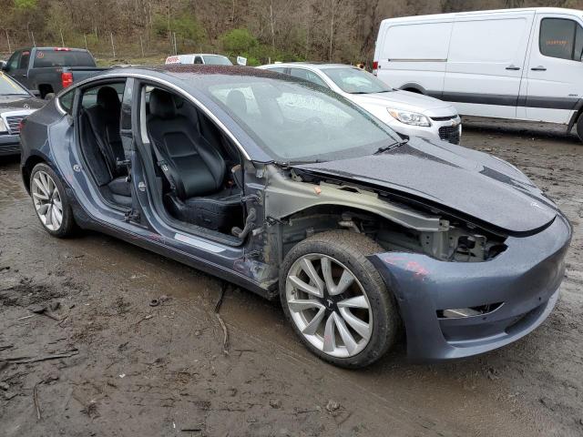 Photo 3 VIN: 5YJ3E1EA6JF032024 - TESLA MODEL 3 