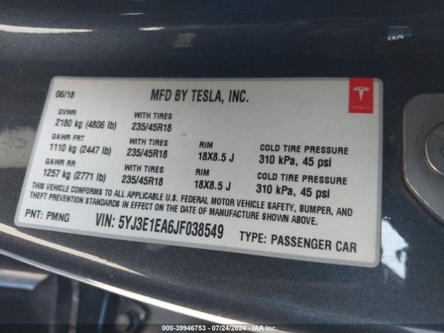 Photo 8 VIN: 5YJ3E1EA6JF038549 - TESLA MODEL 3 