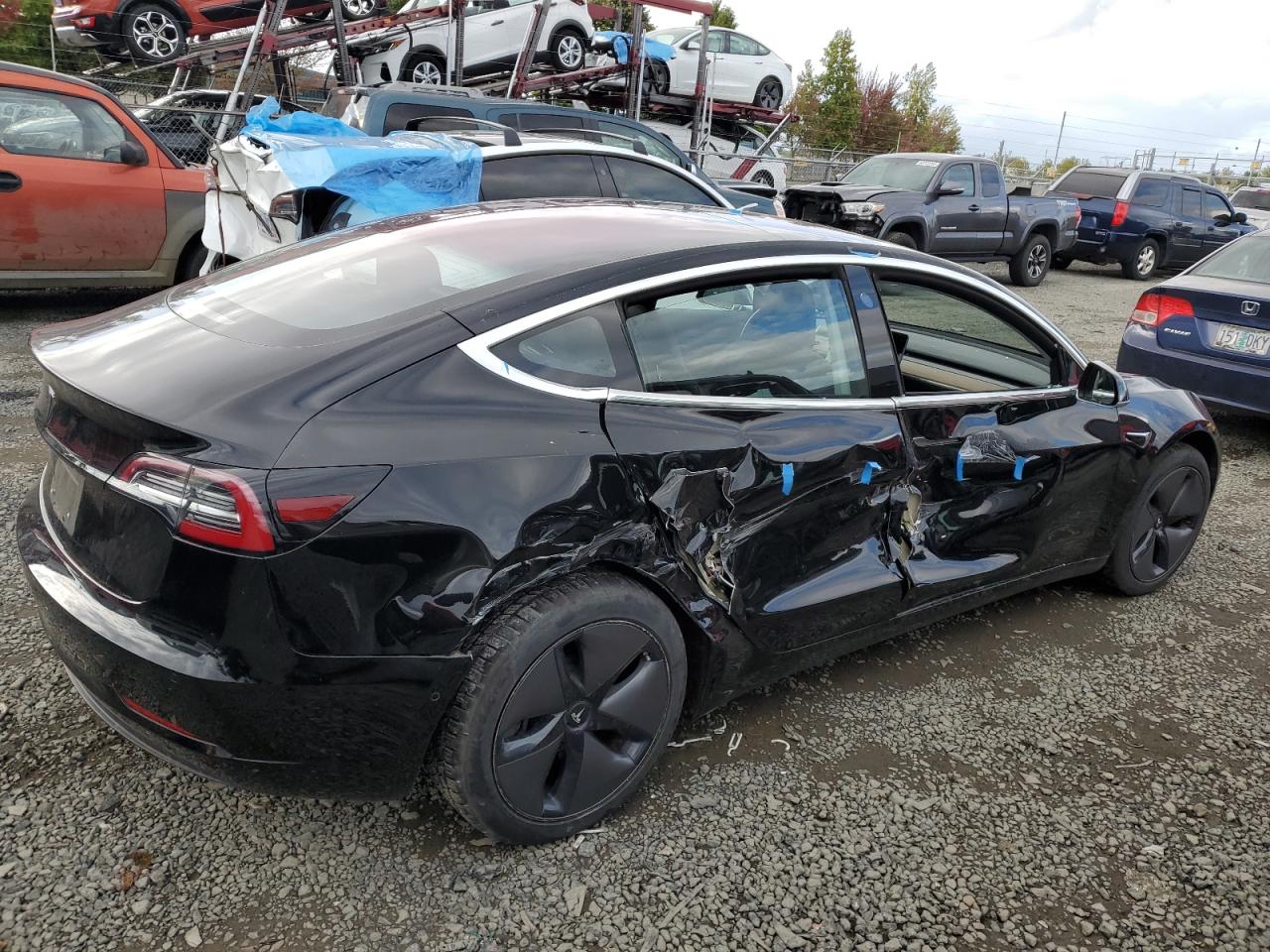 Photo 2 VIN: 5YJ3E1EA6JF040611 - TESLA MODEL 3 