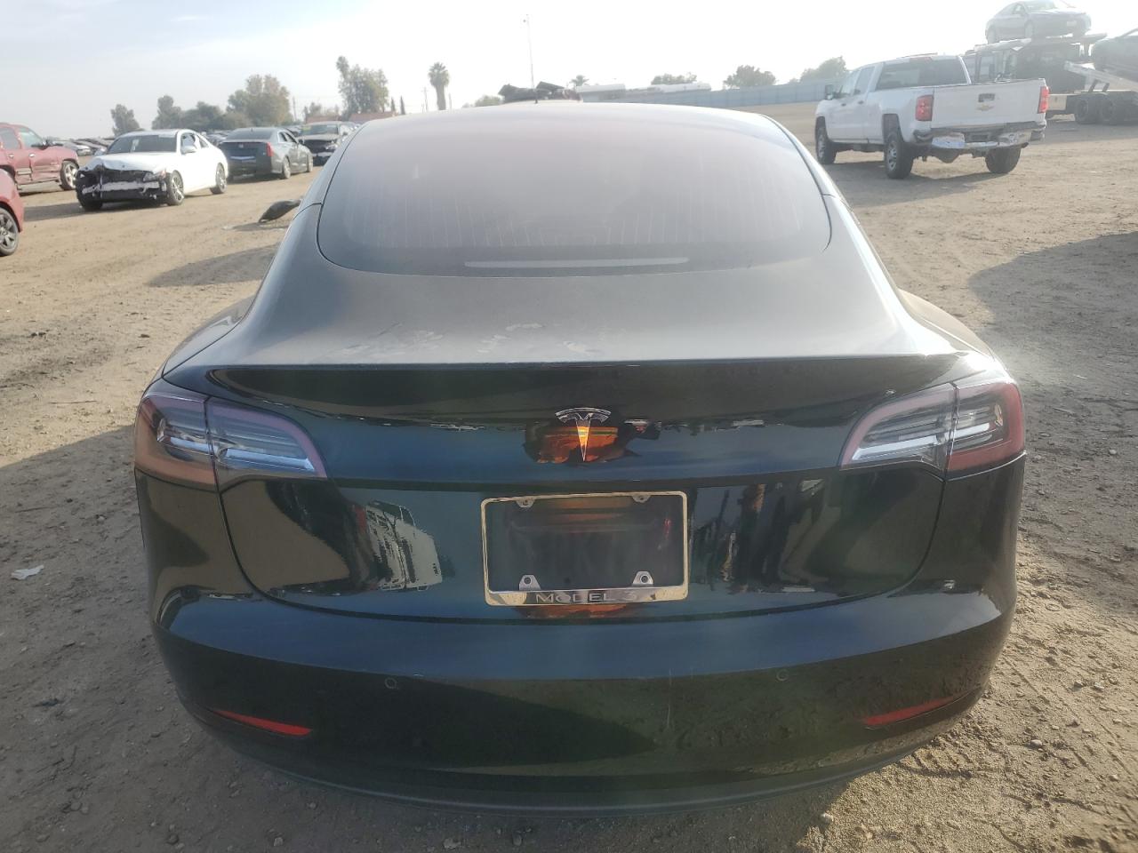 Photo 5 VIN: 5YJ3E1EA6JF046702 - TESLA MODEL 3 