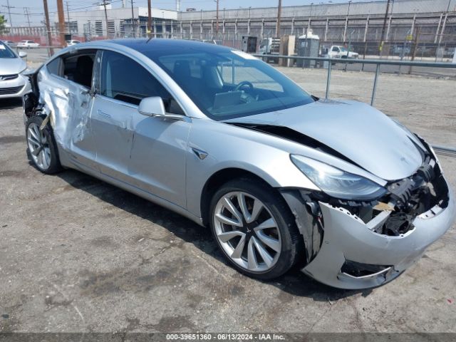 Photo 0 VIN: 5YJ3E1EA6JF048501 - TESLA MODEL 3 