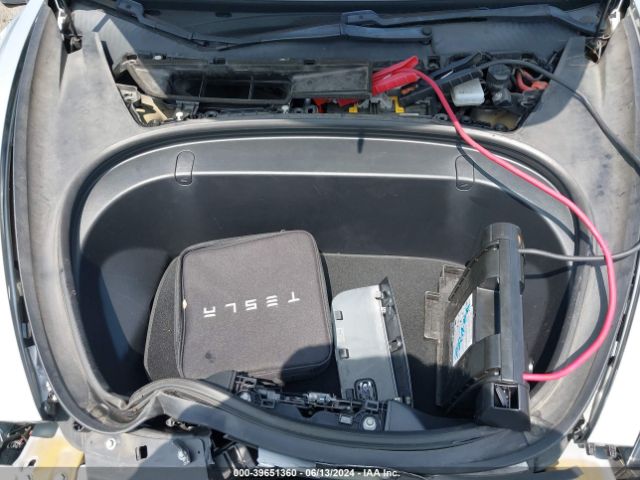 Photo 9 VIN: 5YJ3E1EA6JF048501 - TESLA MODEL 3 