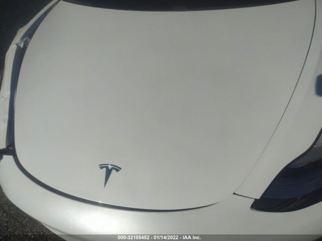 Photo 9 VIN: 5YJ3E1EA6JF062513 - TESLA MODEL 3 