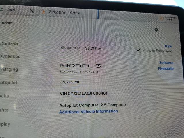 Photo 8 VIN: 5YJ3E1EA6JF098461 - TESLA MODEL 3 